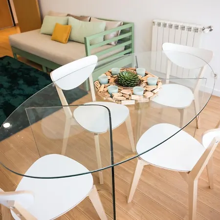 Two Steps - By Tonsdeverde Apartment Braga