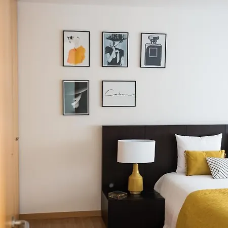 Two Steps - By Tonsdeverde Apartment *