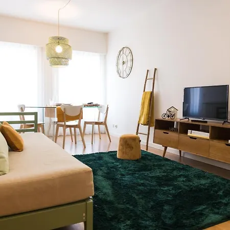 Two Steps - By Tonsdeverde Apartment *